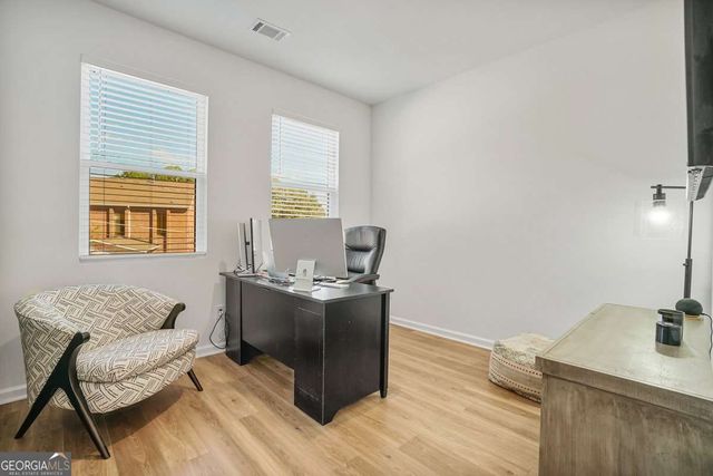 3510 Thompson Drive NW, Atlanta, GA 30331