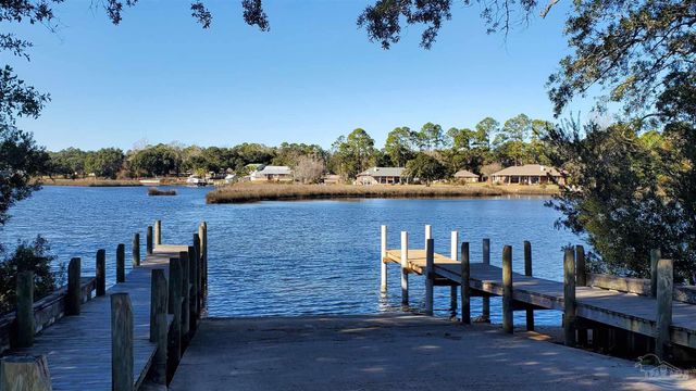 9660 Sidney Rd, Pensacola, FL 32507