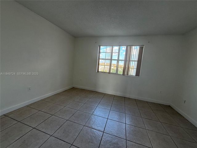 10900 SW 104th Street 323, Miami, FL 33176