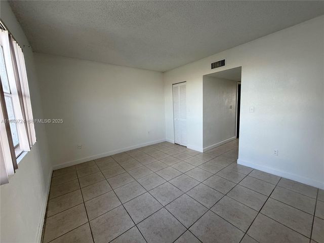 10900 SW 104th Street 323, Miami, FL 33176