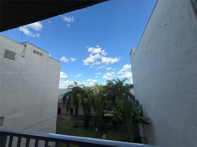 10900 SW 104th Street 323, Miami, FL 33176