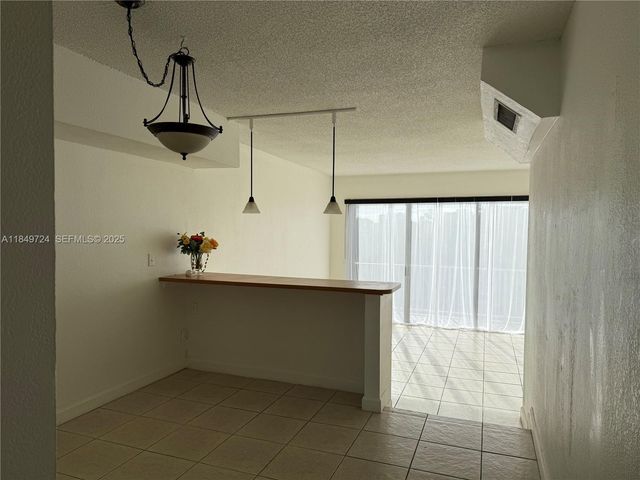 10900 SW 104th Street 323, Miami, FL 33176