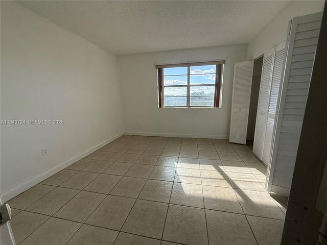10900 SW 104th Street 323, Miami, FL 33176