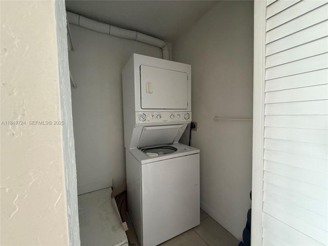 10900 SW 104th Street 323, Miami, FL 33176