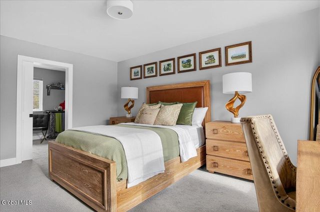 3 Gibson Court, Saratoga Springs, NY 12866