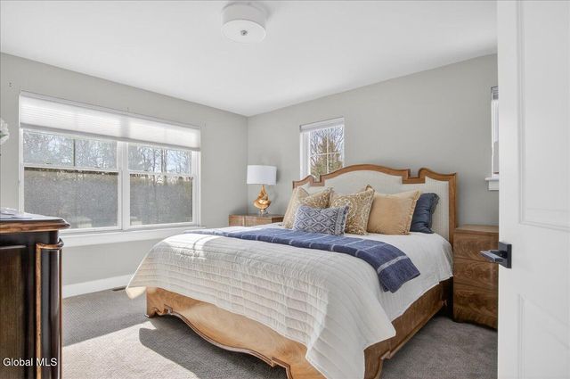 3 Gibson Court, Saratoga Springs, NY 12866