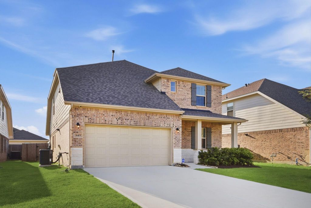 8415 Baywatch Circle, Baytown, TX 77523