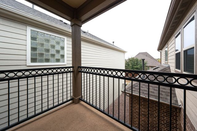 720 Northwood Drive, Flower Mound, TX 75022