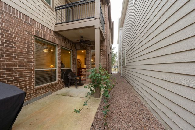 720 Northwood Drive, Flower Mound, TX 75022