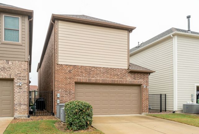 720 Northwood Drive, Flower Mound, TX 75022