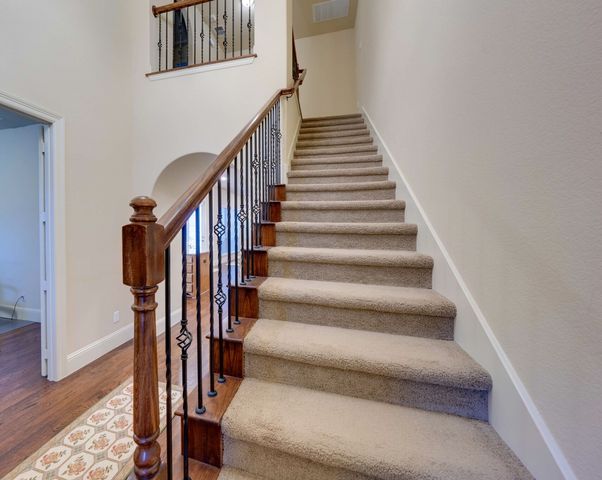 720 Northwood Drive, Flower Mound, TX 75022