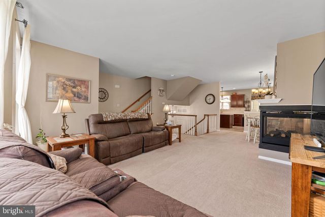 45 ROSY RIDGE CT, Telford, PA 18969