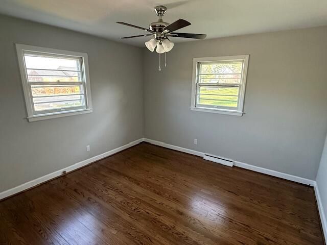 824 Coolbrook RD, Vinton, VA 24179