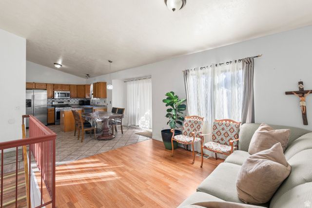 3635 S EVENING LIGHT CV, Magna, UT 84044