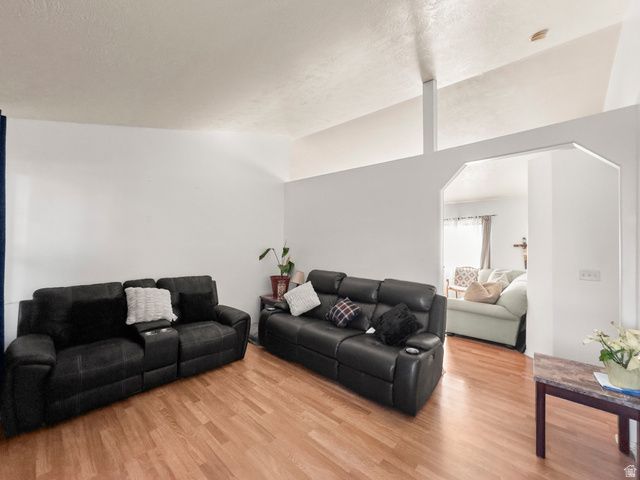 3635 S EVENING LIGHT CV, Magna, UT 84044