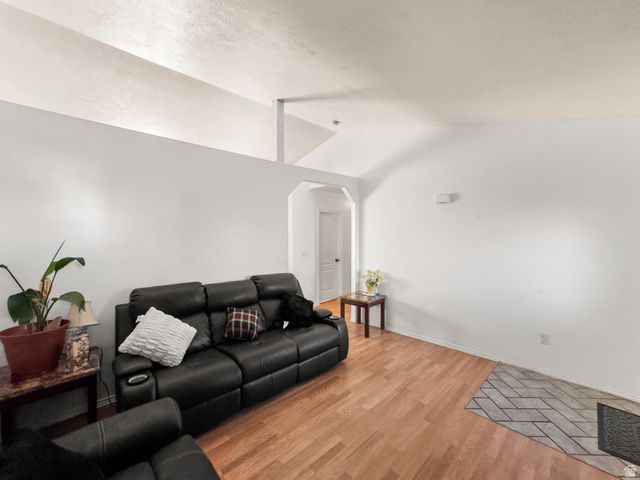 3635 S EVENING LIGHT CV, Magna, UT 84044