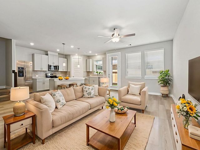 19918 Emerald Bend Way, Conroe, TX 77346