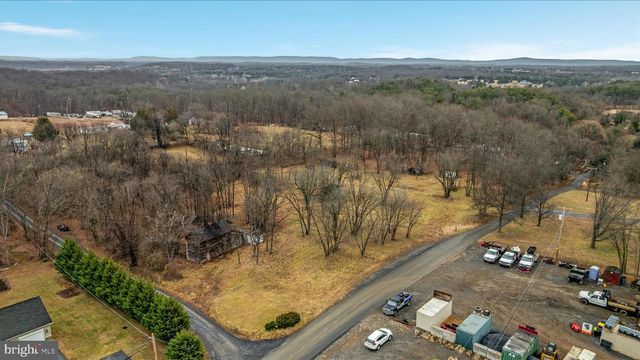 22 HELMET DR, Martinsburg, WV 25404