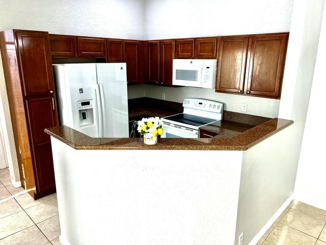 2900 Carvelle Drive, Riviera Beach, FL 33404