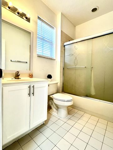 2900 Carvelle Drive, Riviera Beach, FL 33404