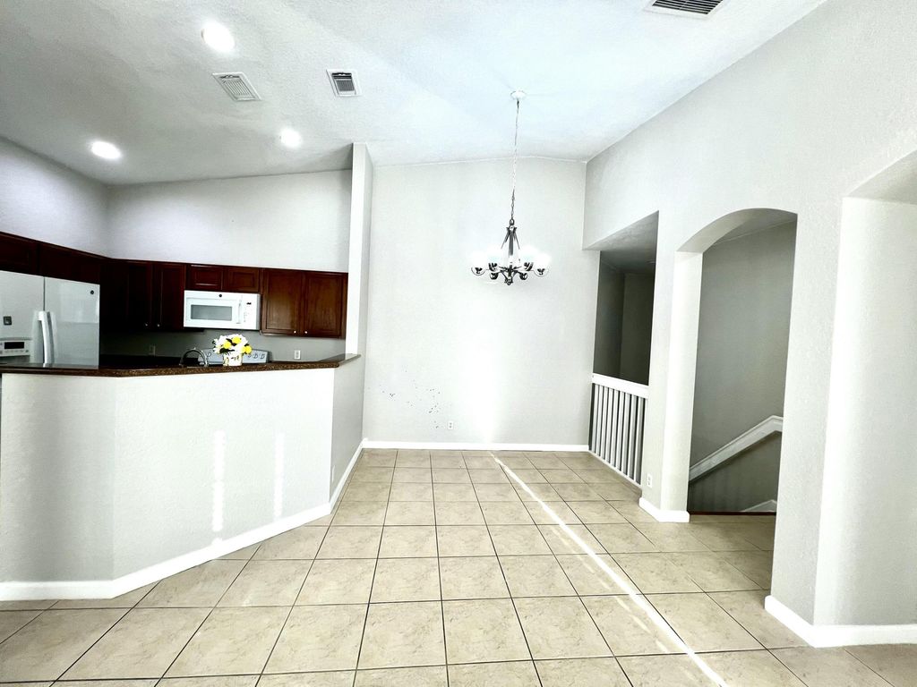 2900 Carvelle Drive, Riviera Beach, FL 33404