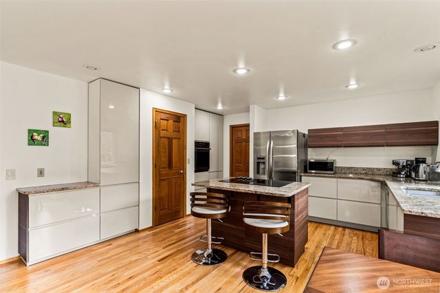 23431 NE 23rd Street, Sammamish, WA 98074