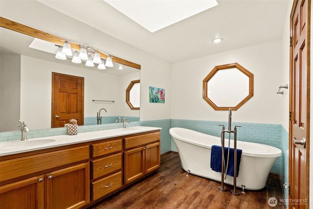 23431 NE 23rd Street, Sammamish, WA 98074