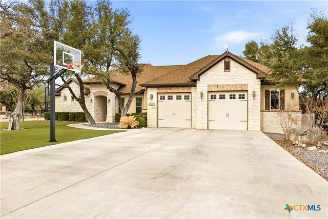 115 E Eli Chandler, Blanco, TX 78606