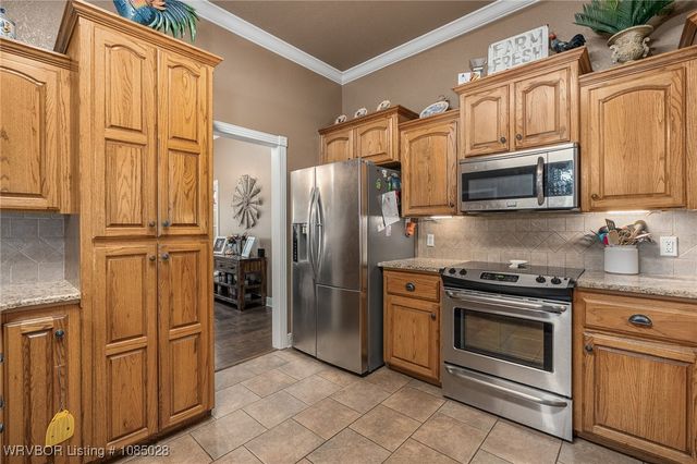 17643 Potts Road, Charleston, AR 72933