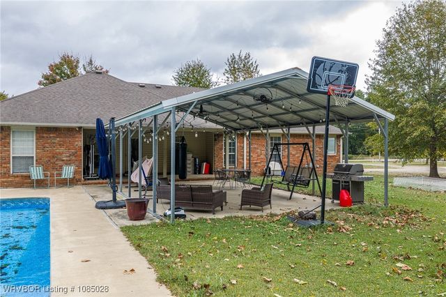 17643 Potts Road, Charleston, AR 72933