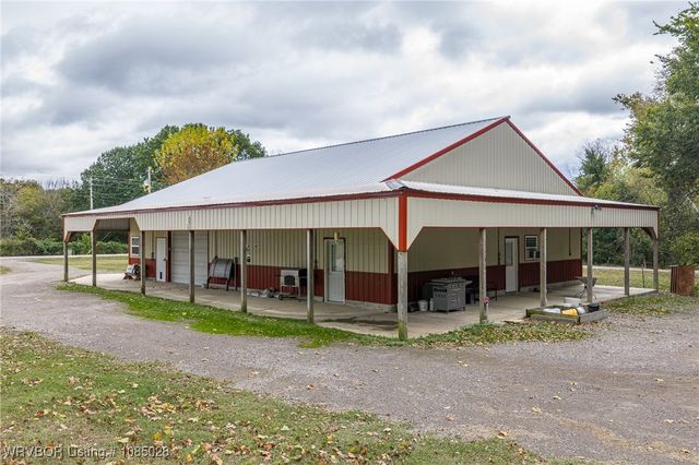 17643 Potts Road, Charleston, AR 72933