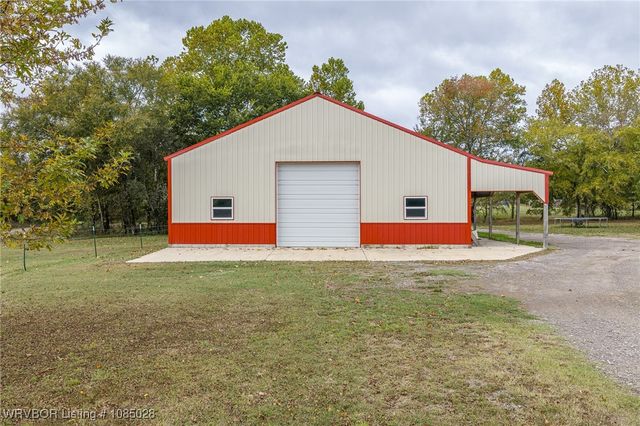 17643 Potts Road, Charleston, AR 72933