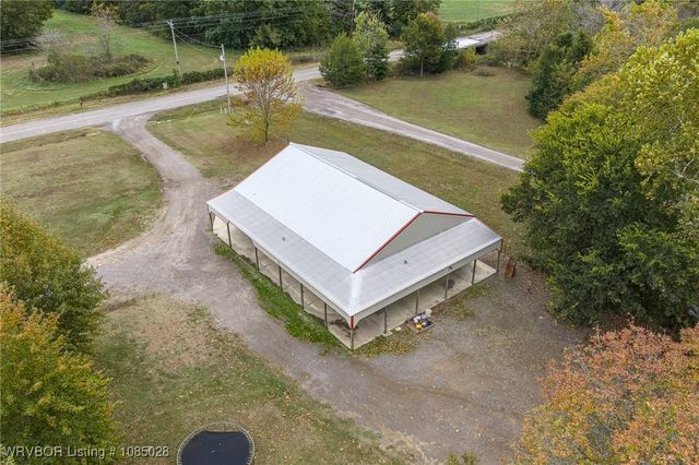 17643 Potts Road, Charleston, AR 72933