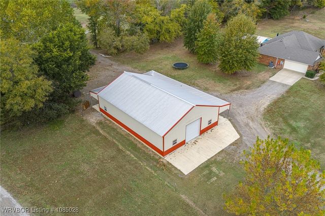 17643 Potts Road, Charleston, AR 72933