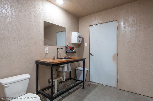 17643 Potts Road, Charleston, AR 72933