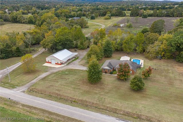 17643 Potts Road, Charleston, AR 72933