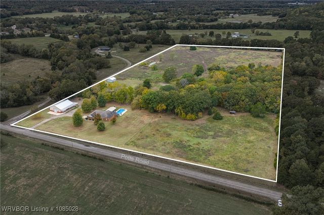 17643 Potts Road, Charleston, AR 72933