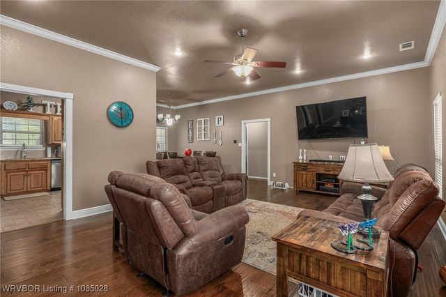 17643 Potts Road, Charleston, AR 72933