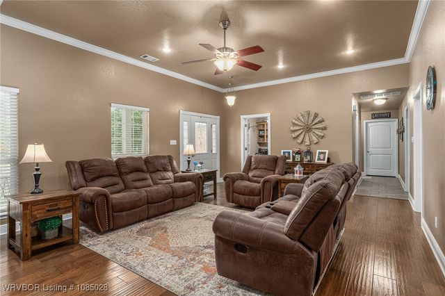 17643 Potts Road, Charleston, AR 72933