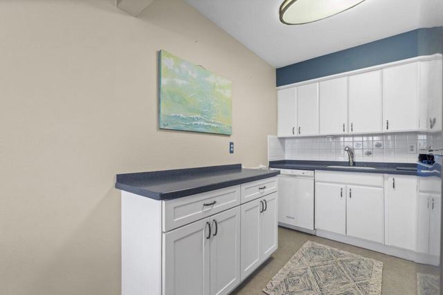 2420 S Federal Highway 19, Boynton Beach, FL 33435