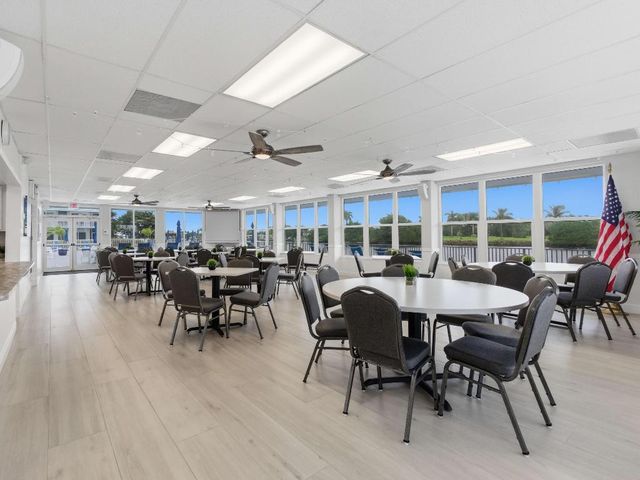 2420 S Federal Highway 19, Boynton Beach, FL 33435