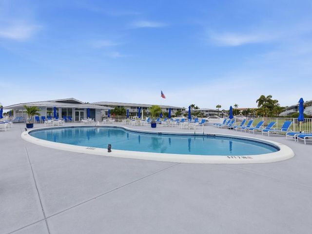 2420 S Federal Highway 19, Boynton Beach, FL 33435