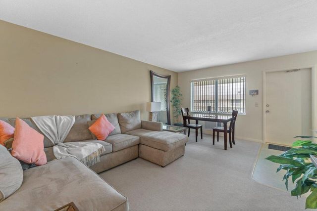 2420 S Federal Highway 19, Boynton Beach, FL 33435