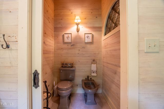 12330 Asheville Highway, Greeneville, TN 37743