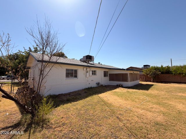 3416 N 43RD Place, Phoenix, AZ 85018