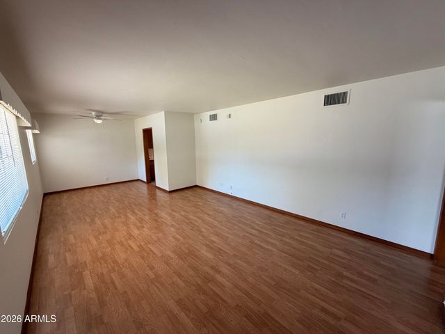 3416 N 43RD Place, Phoenix, AZ 85018