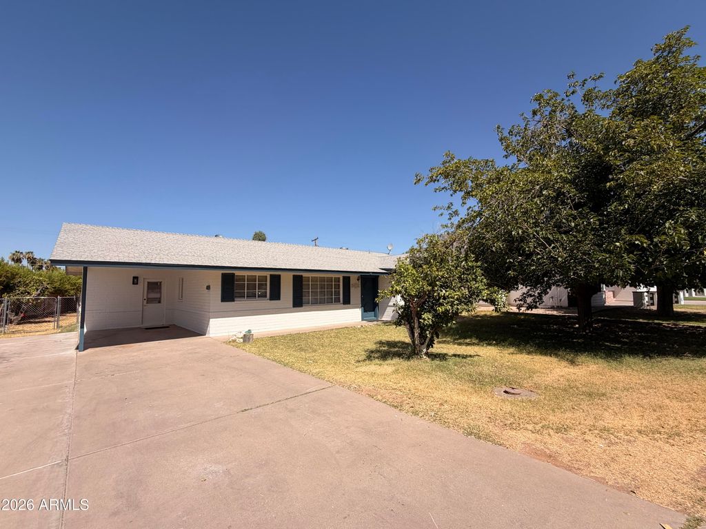 3416 N 43RD Place, Phoenix, AZ 85018