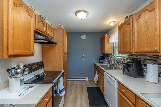 4813 Center Road, Brunswick, OH 44212