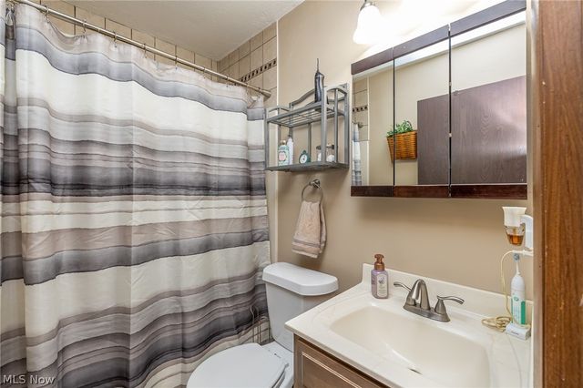 4813 Center Road, Brunswick, OH 44212