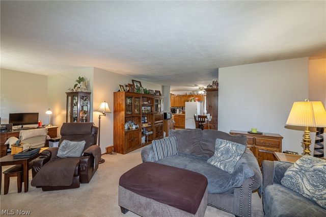 4813 Center Road, Brunswick, OH 44212